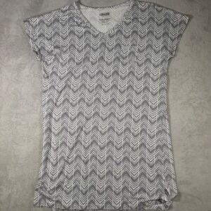 Cariloha Bamboo Sleepwear Nightgown Grey White Chevron V-Neck Short Sleeve‎ M